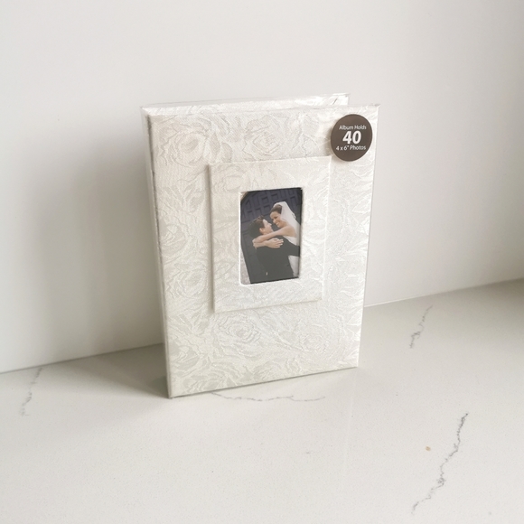 Photo Book/ Album - Picture 1 of 2